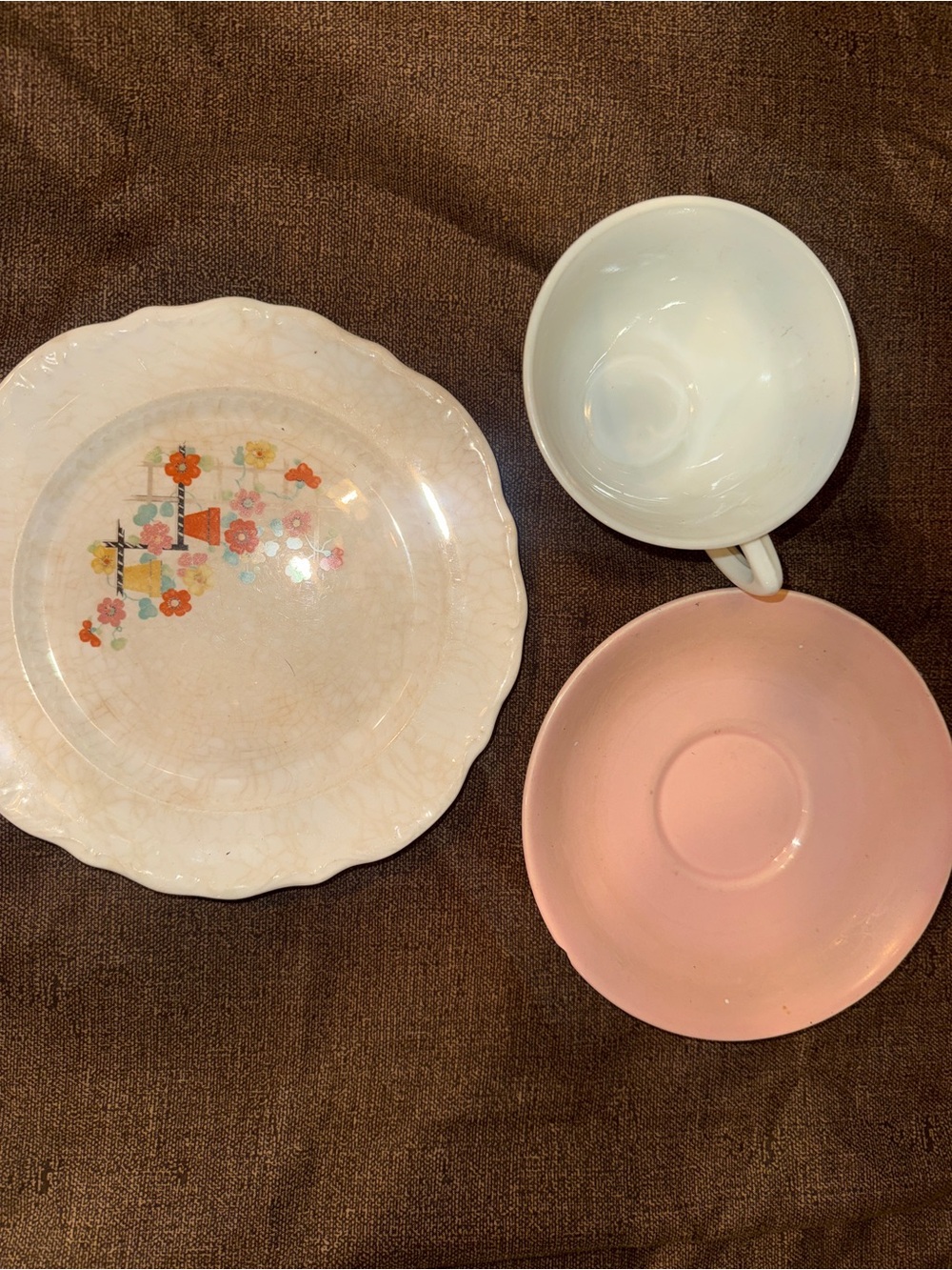 Vintage Floral Ceramic Plate & Pink Saucer Set - Unbranded